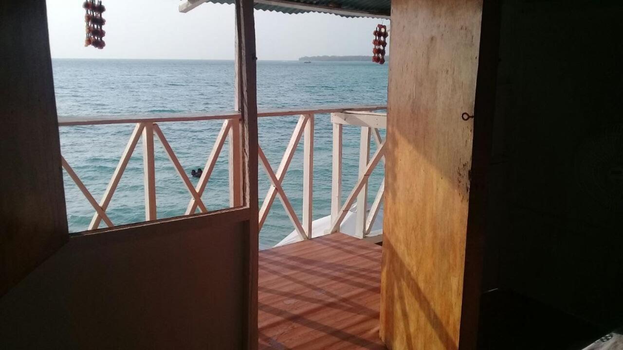 Hotel Cabanas Black And White Cartagena  Exterior foto